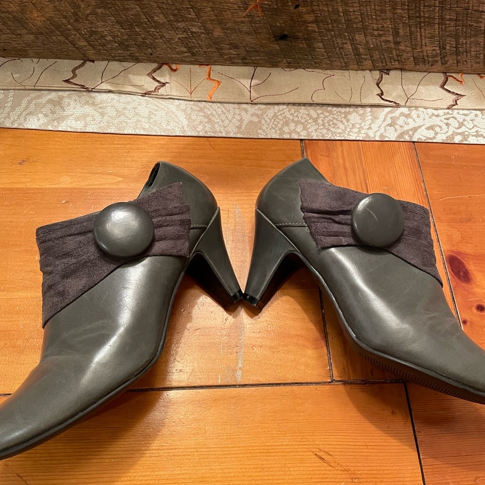 Cato Gray Bootie Heels Size 7M